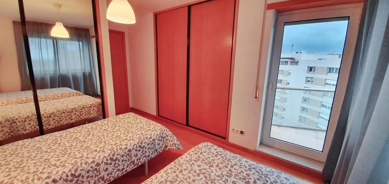 Lisbon Deluxe Apartment 0*,